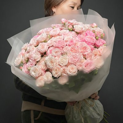 Букет из кустовых роз 29шт.