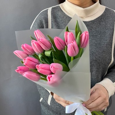 Букет из розовых тюльпанов 15шт.