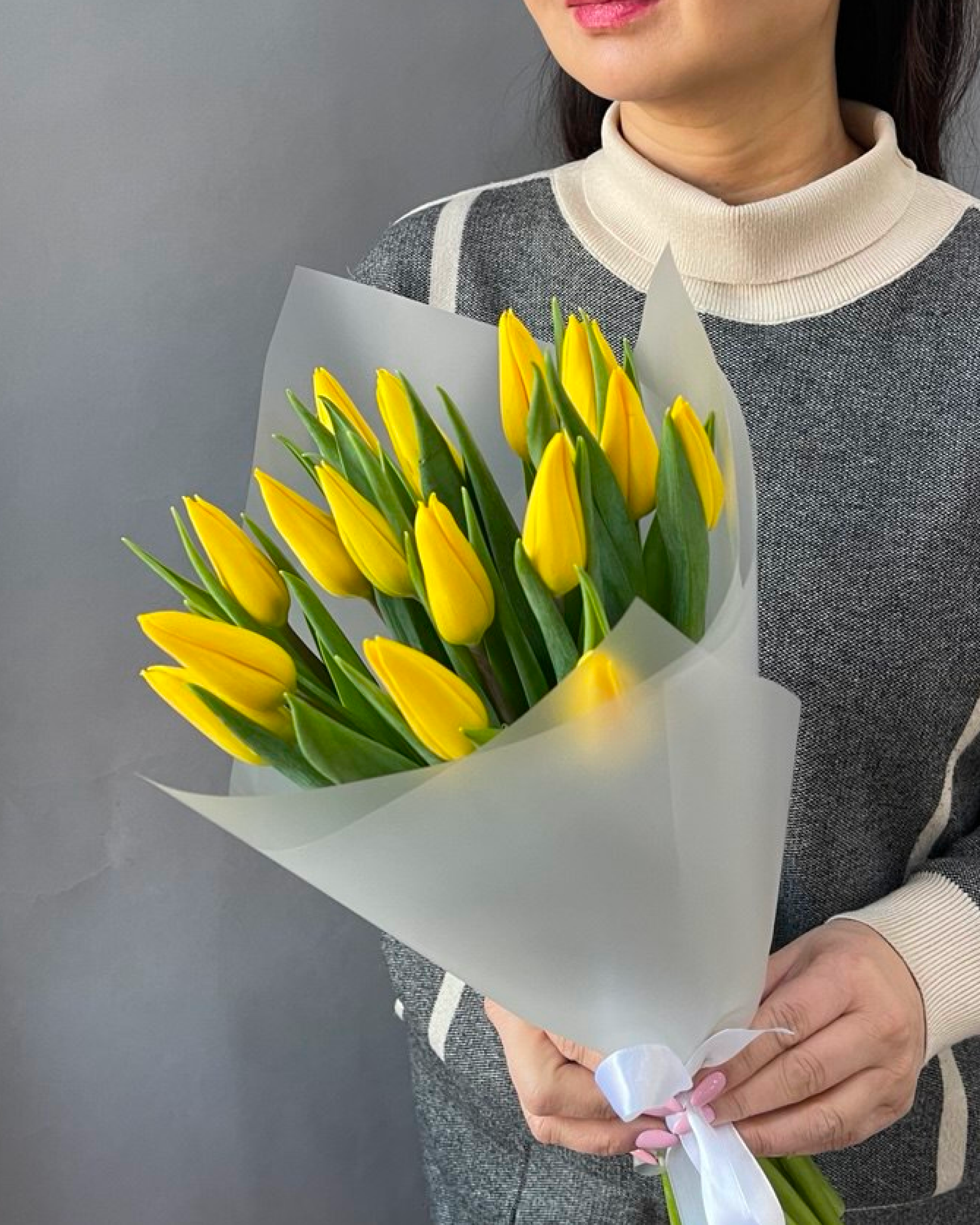 Букет из желтых тюльпанов 15шт. - фото букета